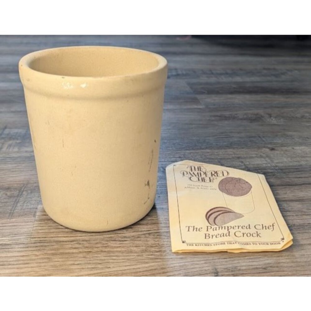 Pampered Chef Stoneware Bread Baking Crock with Recipes Instructions
